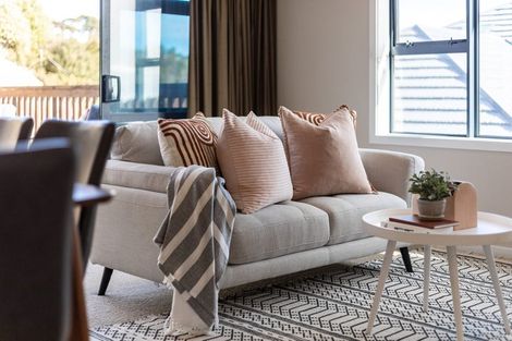 Photo of property in 13 Wangapeka Way, Aotea, Porirua, 5024