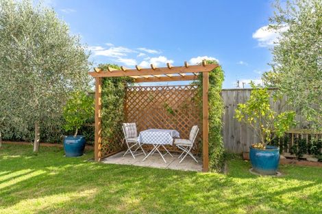 Photo of property in 4 Pohatu Lane, Otaki, 5512