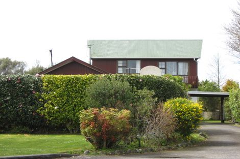 Photo of property in 1 Ngaio Street, Inglewood, 4330