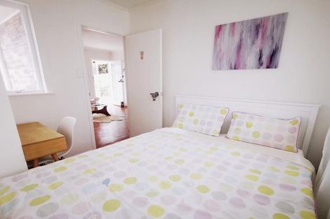 Photo of property in 2/38 Woodford Road, Mount Eden, Auckland, 1024