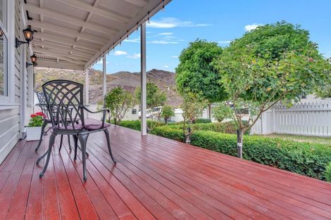 Photo of property in 5 Molyneux Avenue, Cromwell, 9310