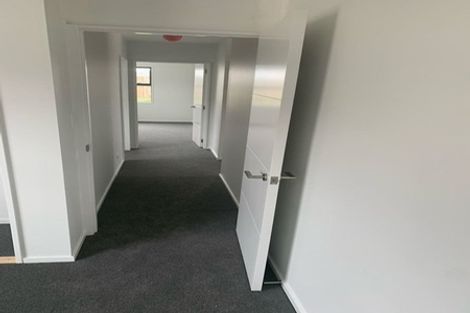 Photo of property in 184 Faringdon Boulevard, Rolleston, 7615