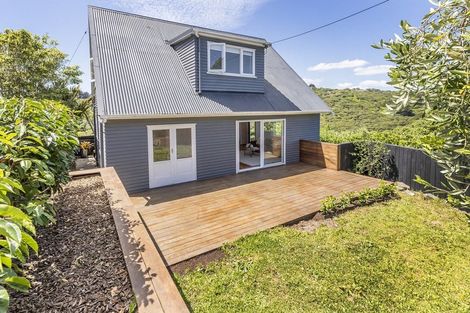 Photo of property in 63 Gordon Road, Plimmerton, Porirua, 5026