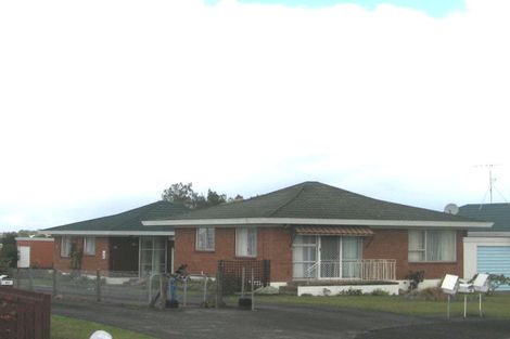 Photo of property in 26 Faith Bullock Place, New Lynn, Auckland, 0600