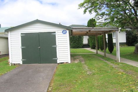 Photo of property in 4 Nicolas Avenue, Glen Eden, Auckland, 0602