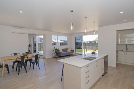 Photo of property in 134 Kupe Drive, Whitianga, 3510