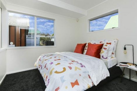 Photo of property in 25a Rogan Street, Mount Roskill, Auckland, 1041