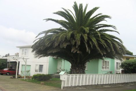 Photo of property in 6 Magnolia Grove, Maungaraki, Lower Hutt, 5010