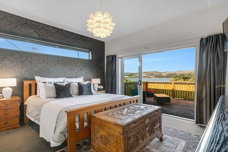 Photo of property in 14 Kahutea Terrace, Titahi Bay, Porirua, 5022