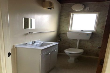 Photo of property in 3 Shepherds Road, Papakura, 2110