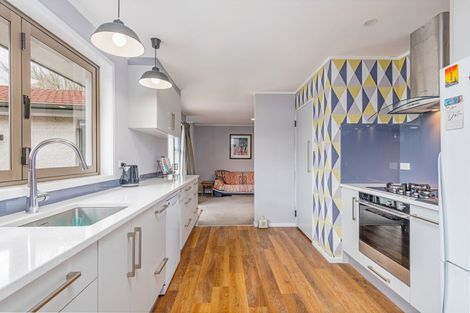 Photo of property in 18 Truscott Grove, Awapuni, Palmerston North, 4412