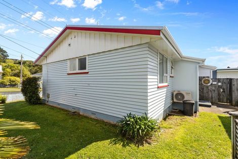 Photo of property in 23d Oranga Street, Marfell, New Plymouth, 4310