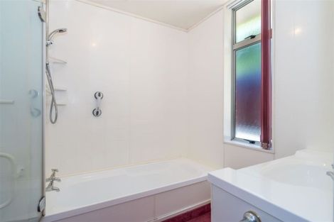 Photo of property in 33 Falcon Street, Kaikorai, Dunedin, 9010