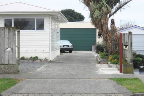 Photo of property in 8 Williams Street, Marewa, Napier, 4110