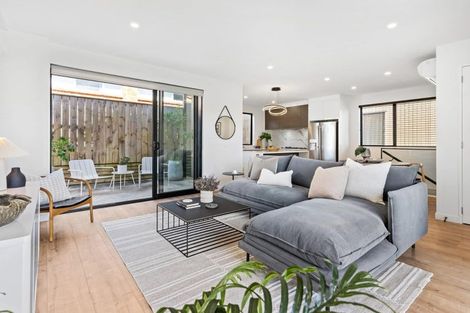 Photo of property in 49b Northboro Road, Belmont, Auckland, 0622