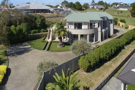 Photo of property in 19 Del Mar Court, Shamrock Park, Auckland, 2016