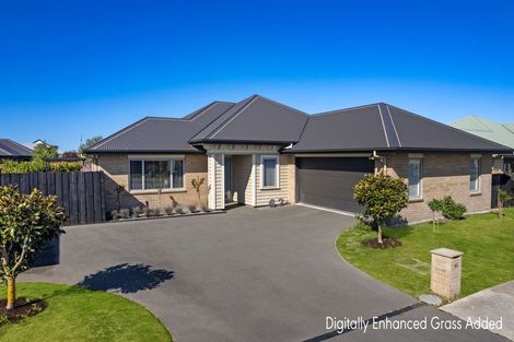 Photo of property in 62 Aroha Street, Pegasus, 7612