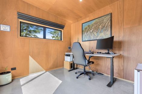 Photo of property in 15 Lost Burn Road, Lake Hawea, 9382