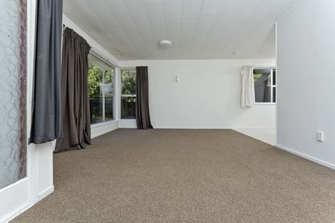 Photo of property in 47 Normanton Street, Glenfield, Auckland, 0629