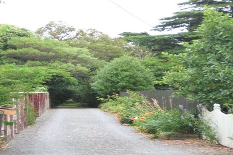 Photo of property in 18 Mangaroa Hill Road, Maoribank, Upper Hutt, 5018