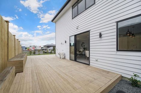 Photo of property in 1 Kate Duncan Drive, Swanson, Auckland, 0614