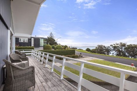 Photo of property in 84 Marine Parade, Mellons Bay, Auckland, 2014