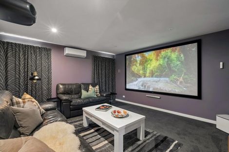 Photo of property in 314 Beacon Point Road, Wanaka, 9305