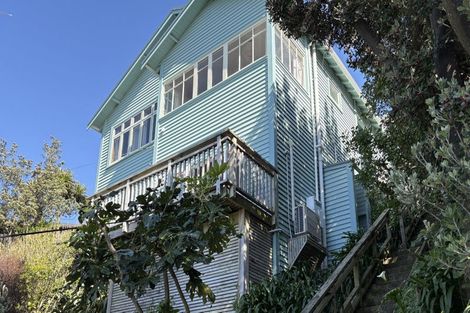 Photo of property in 108 Maida Vale Road, Roseneath, Wellington, 6011
