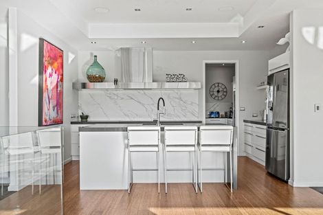 Photo of property in 37 Oakgrove Drive, Rangiora, 7400