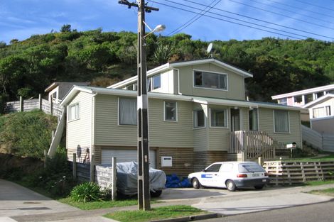 Photo of property in 54 Cardiff Crescent, Cannons Creek, Porirua, 5024