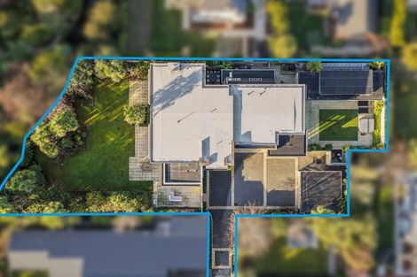 Photo of property in 118 Straven Road, Fendalton, Christchurch, 8014