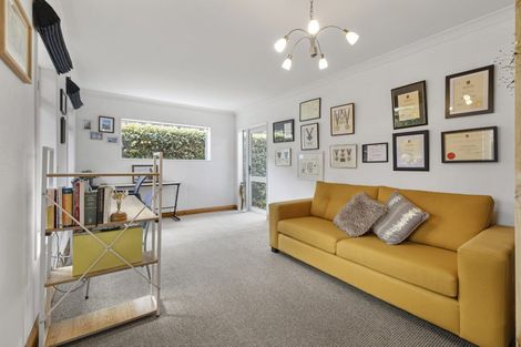 Photo of property in 2 Merlot Place, Rototuna, Hamilton, 3210