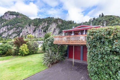 Photo of property in 17 Hinekapi Terrace, Kuratau, Turangi, 3381