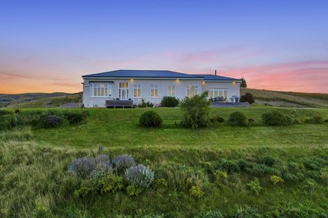 Photo of property in 67 Macraes Road, Waynes, Palmerston, 9483