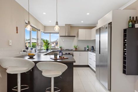 Photo of property in 30 Blake Boulevard, Papamoa Beach, Papamoa, 3118