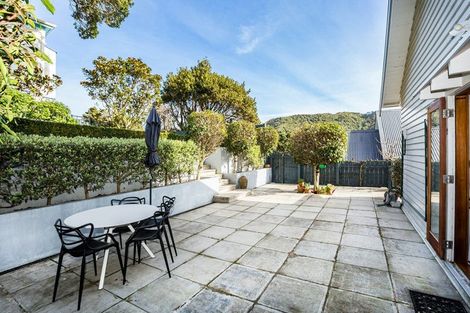 Photo of property in 9 Dover Street, Island Bay, Wellington, 6023