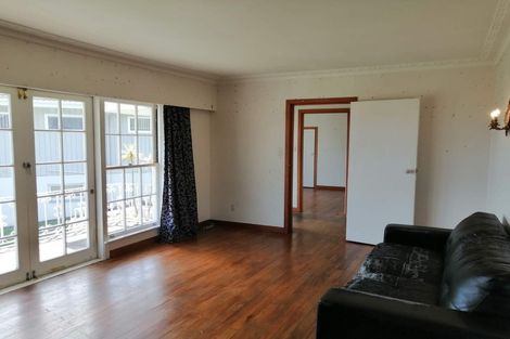 Photo of property in 8 Lewis Road, Pakuranga, Auckland, 2010