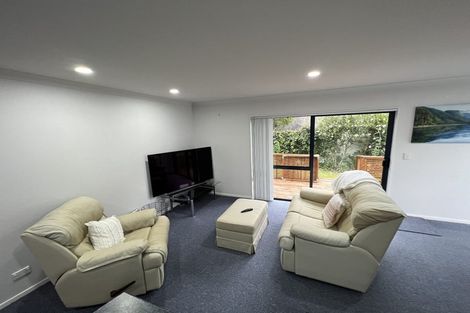 Photo of property in 1b Estuary Views, Shelly Park, Auckland, 2014