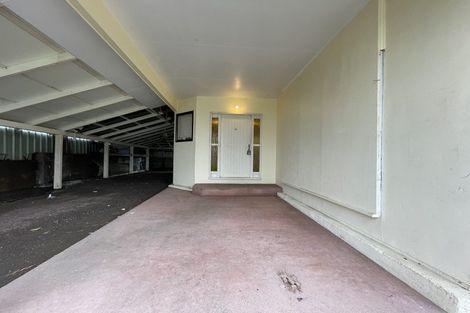 Photo of property in 32a Te Atatu Road, Te Atatu South, Auckland, 0610