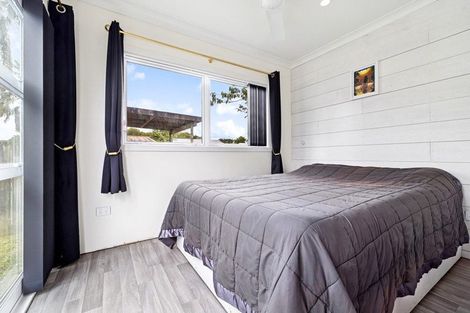 Photo of property in 11 Gibson Road, Tuakau, 2121