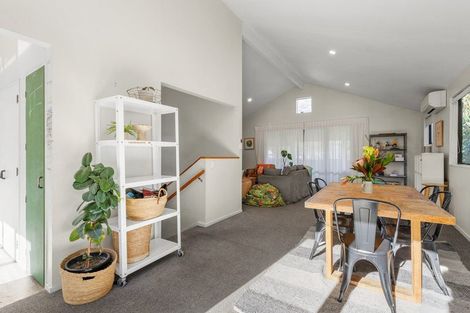 Photo of property in 8 Wye Place, Fernhill, Queenstown, 9300