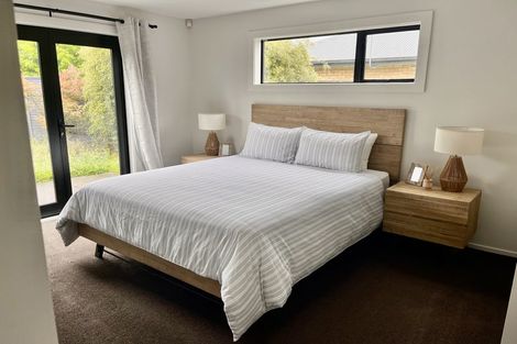 Photo of property in 137 Mcfaddens Road, St Albans, Christchurch, 8052