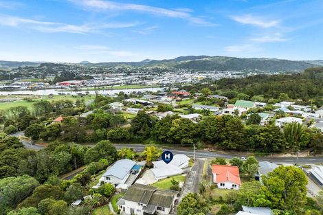 Photo of property in 8 Memorial Drive, Parahaki, Whangarei, 0112