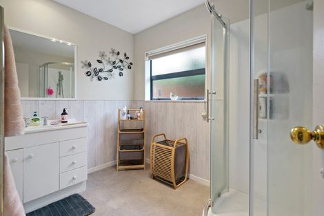 Photo of property in 142a Shakespeare Street, Leamington, Cambridge, 3432