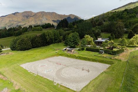 Photo of property in 17 Littles Road, Coronet Peak, Queenstown, 9371