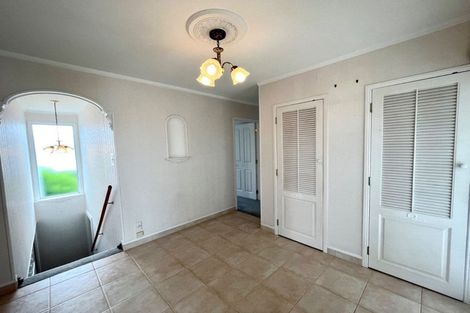 Photo of property in 56 Richards Avenue, Forrest Hill, Auckland, 0620