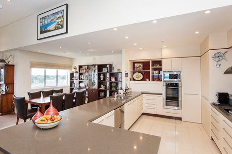 Photo of property in Bay View, 19/90 Customhouse Street, Gisborne, 4010