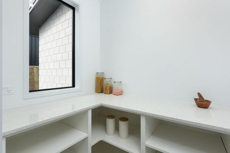 Photo of property in 4 Hera Lane, Pyes Pa, Tauranga, 3112