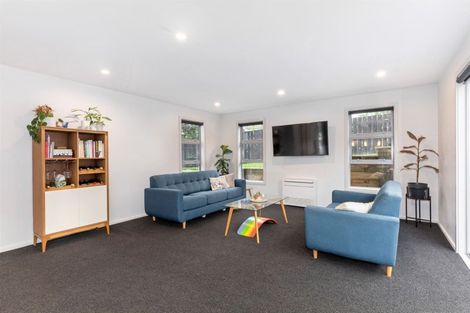 Photo of property in 122a Main Road, Titahi Bay, Porirua, 5022