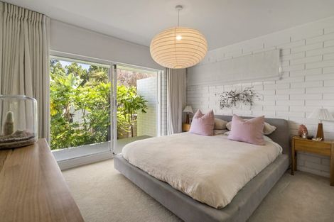 Photo of property in 28 Barlow Place, Chatswood, Auckland, 0626